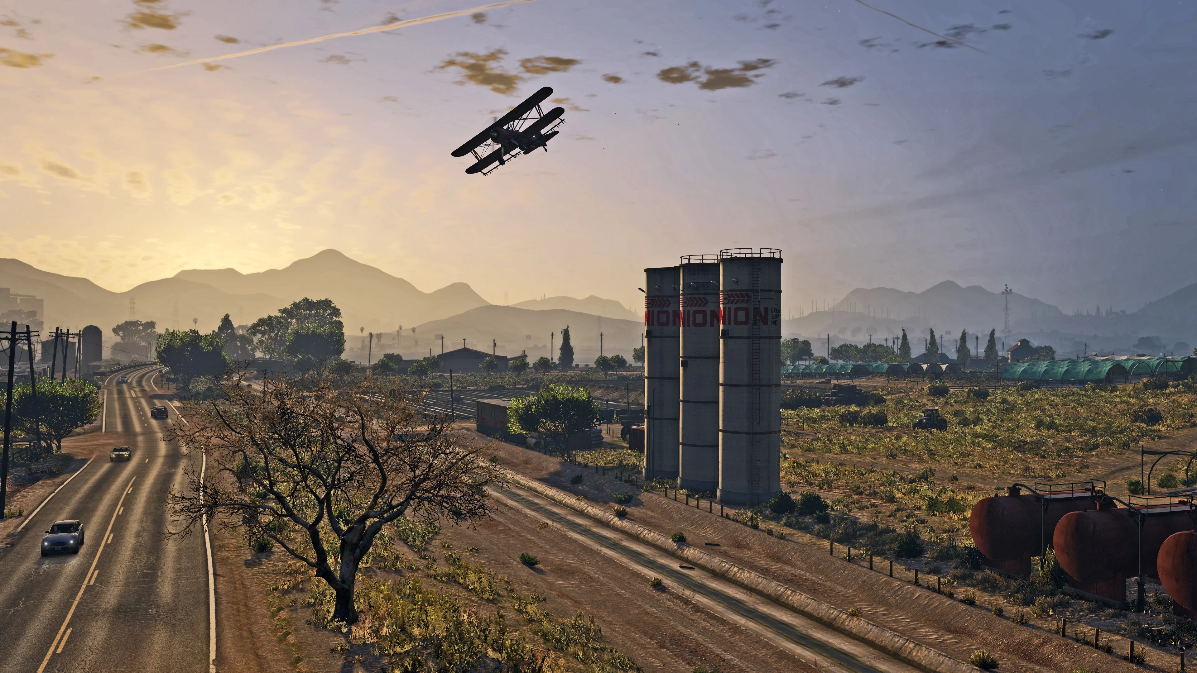 GTA 5 V Premium Online Edition (Сюжетная игра + Online + Enhanced + Legacy) + ПОДАРОК